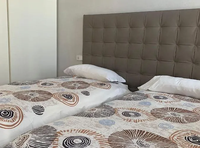 Azapartments