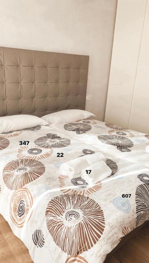 Azapartments *